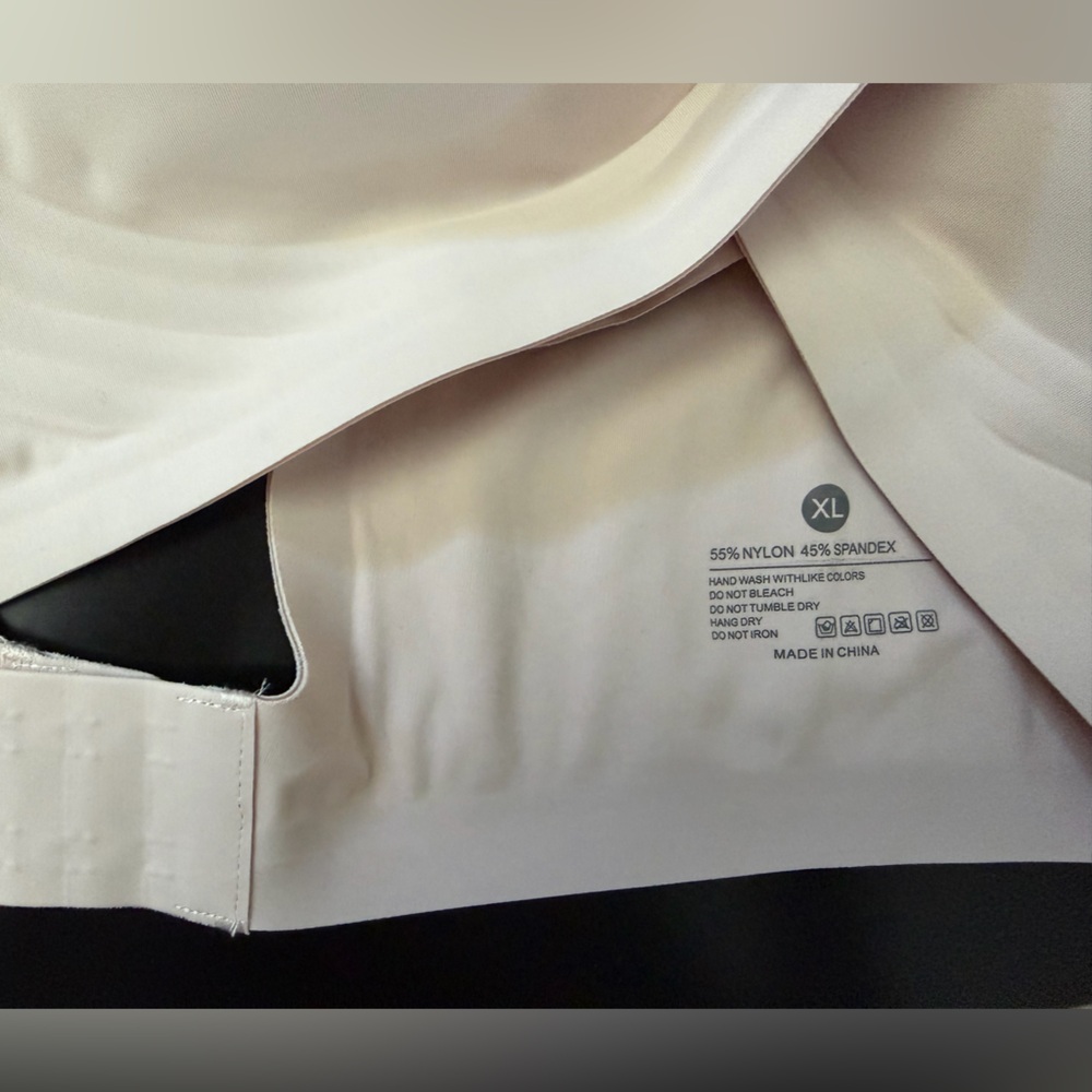 6 Wireless Seamless Comfort Bras - Picture 3 of 4